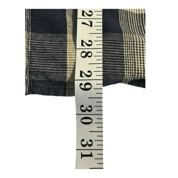 J. Crew Men's Medium Navy Blue & Beige Plaid Long Sleeve Button-Up Shirt EUC - Picture 6 of 7